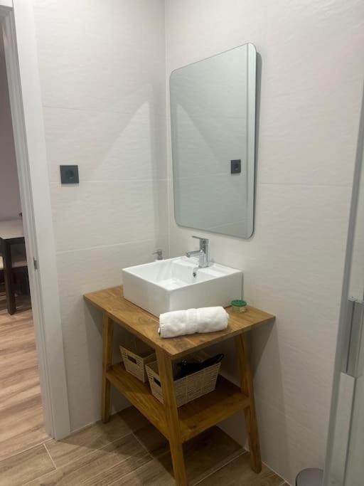 Coqueto Apartamento Cerca Del Casco Viejo Con Garaje Gratis Bilbao Exteriör bild