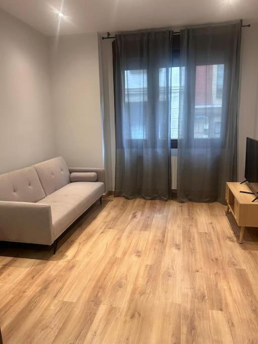 Coqueto Apartamento Cerca Del Casco Viejo Con Garaje Gratis Bilbao Exteriör bild