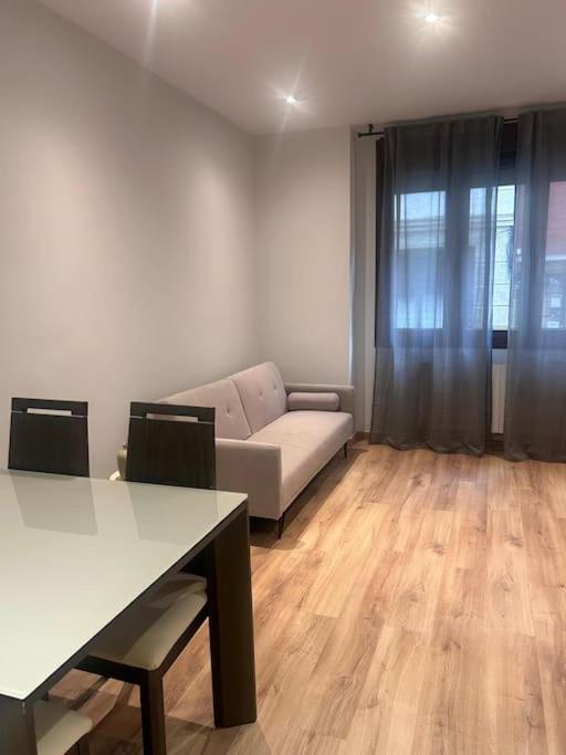 Coqueto Apartamento Cerca Del Casco Viejo Con Garaje Gratis Bilbao Exteriör bild